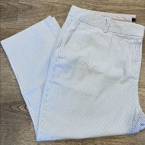 Lands' End Women's Mid Rise Searsucker  Pants  18 P